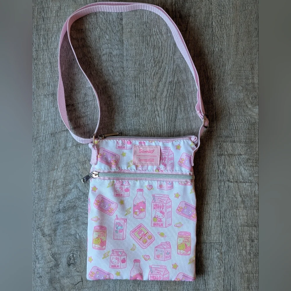 Loungefly Sanrio Hello Kitty And Friends Beverages Passport Crossbody Bag - Picture 2 of 8